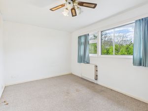 Living area - Top Flat- click for photo gallery